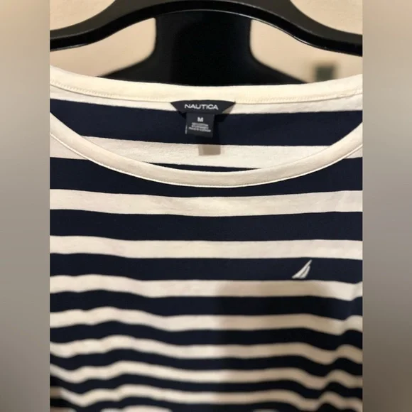 Nautica Women's Navy Striped Top. Size Medium. NWOT. - Picture 4 of 9